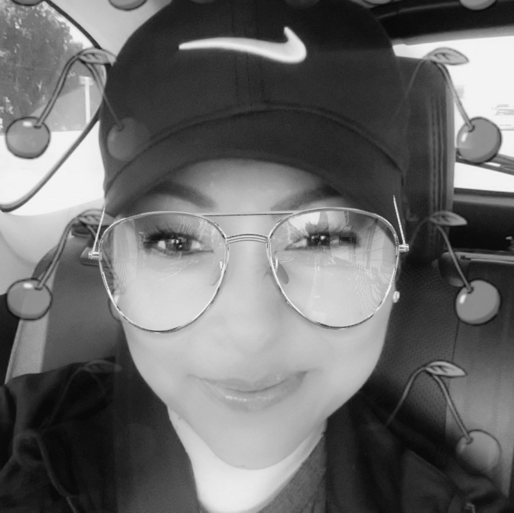 Meet your Posher, Monica